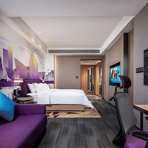 Standard King Suite